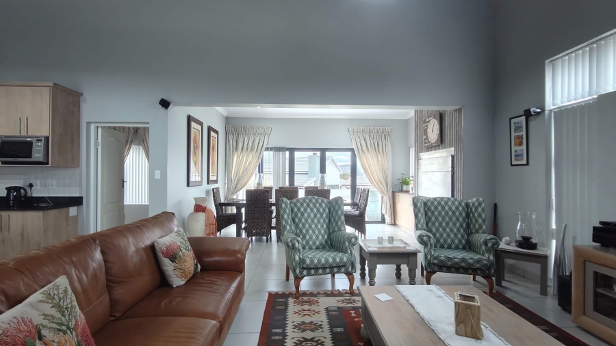3 Bedroom Property for Sale in Hartenbos Heuwels Western Cape